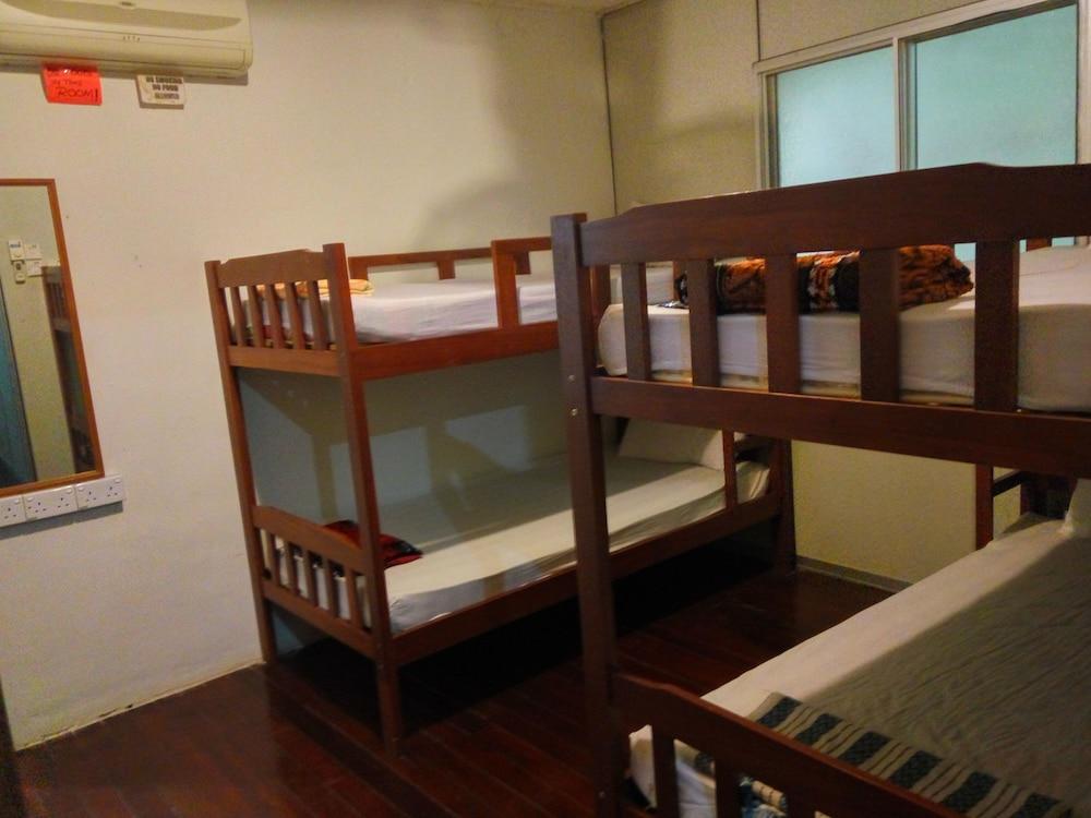 Discovery Youth Hostel Malacca Bagian luar foto